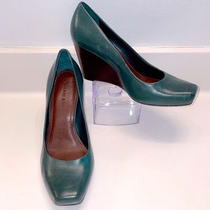 Gianni Bini women’s green heels size 8